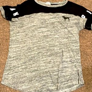 Victoria secrets Pink xs t- shirt